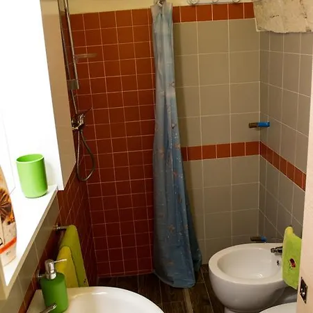 A Casa Della Nonna Uccia 4*