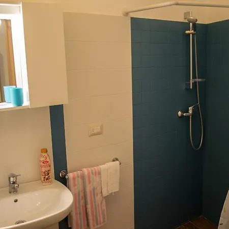 A Casa Della Nonna Uccia 4*