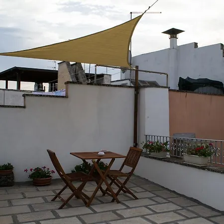 A Casa Della Nonna Uccia Bed & Breakfast *