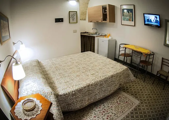 A Casa Della Nonna Uccia 住宿加早餐酒店 Nardò